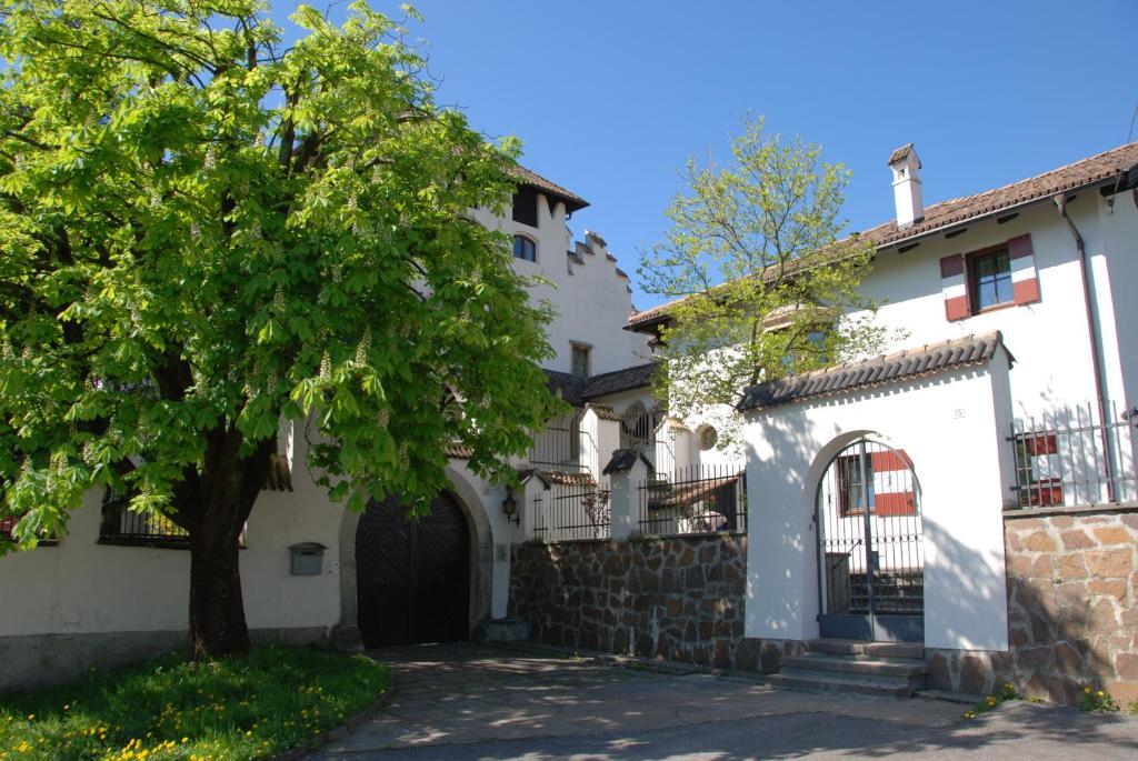 Apartments Schloss Paschbach Appiano Sulla Strada Del Vino Exterior foto